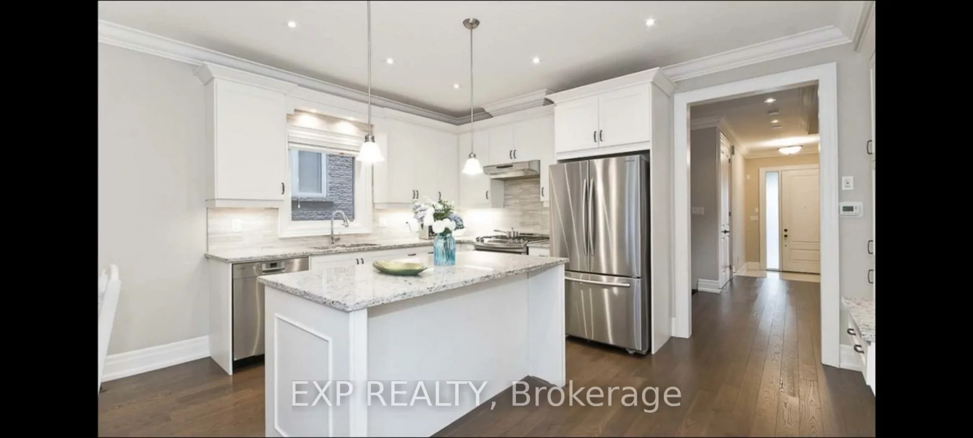1033, Shaw, Lakeview, Mississauga