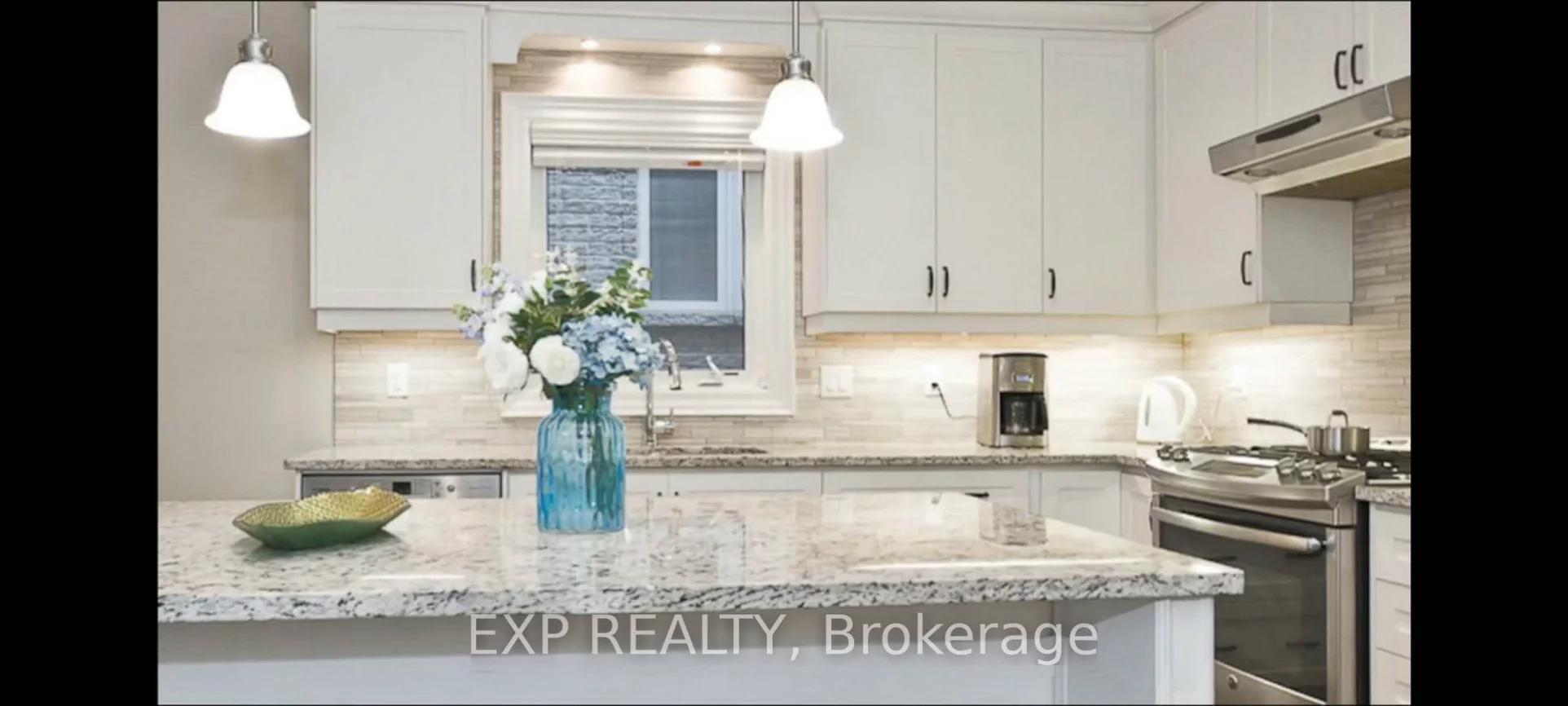 1033, Shaw, Lakeview, Mississauga