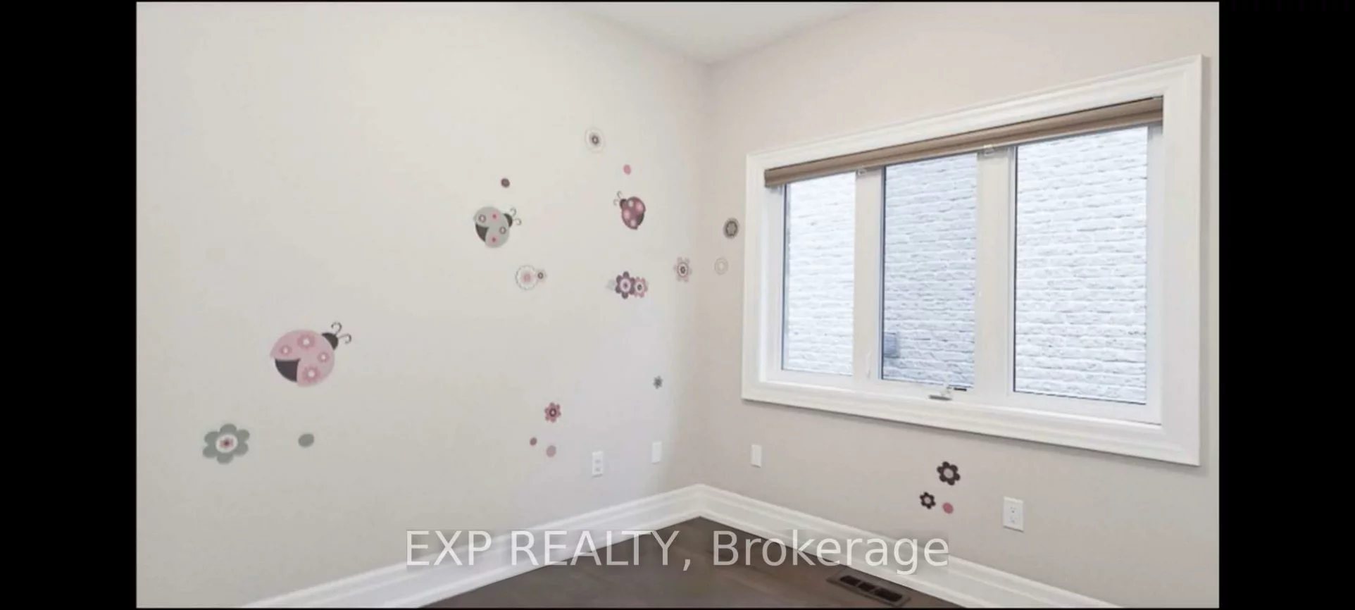 1033, Shaw, Lakeview, Mississauga