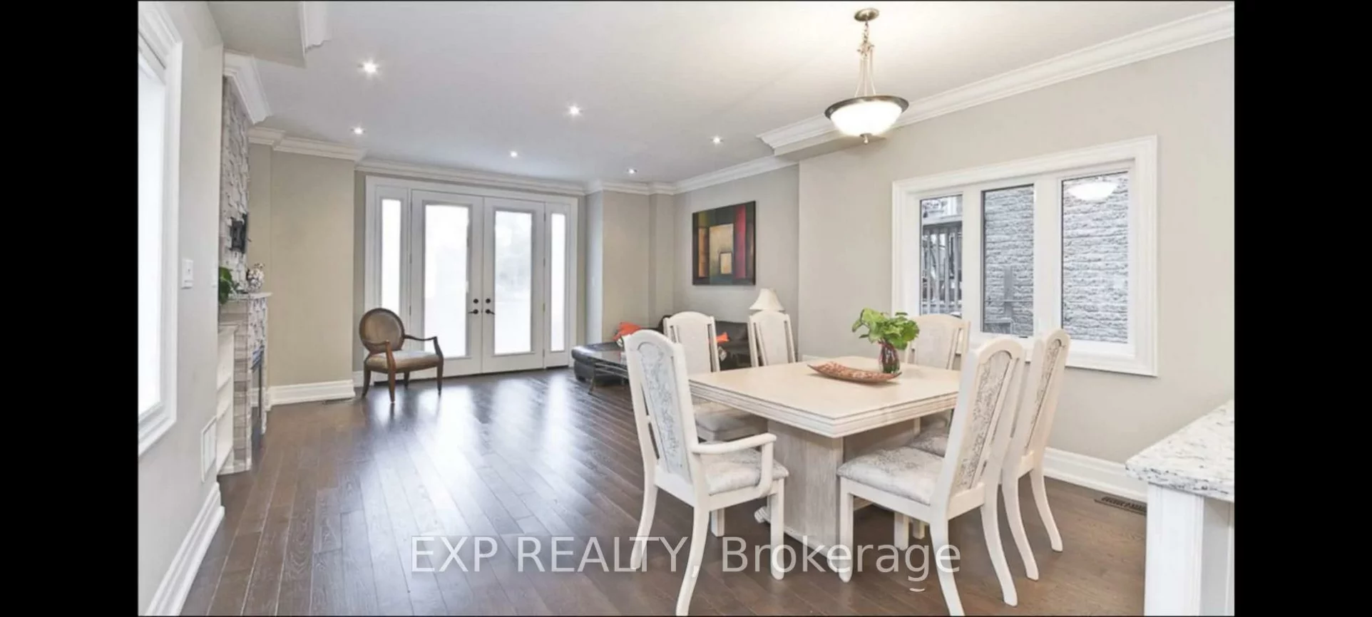 1033, Shaw, Lakeview, Mississauga