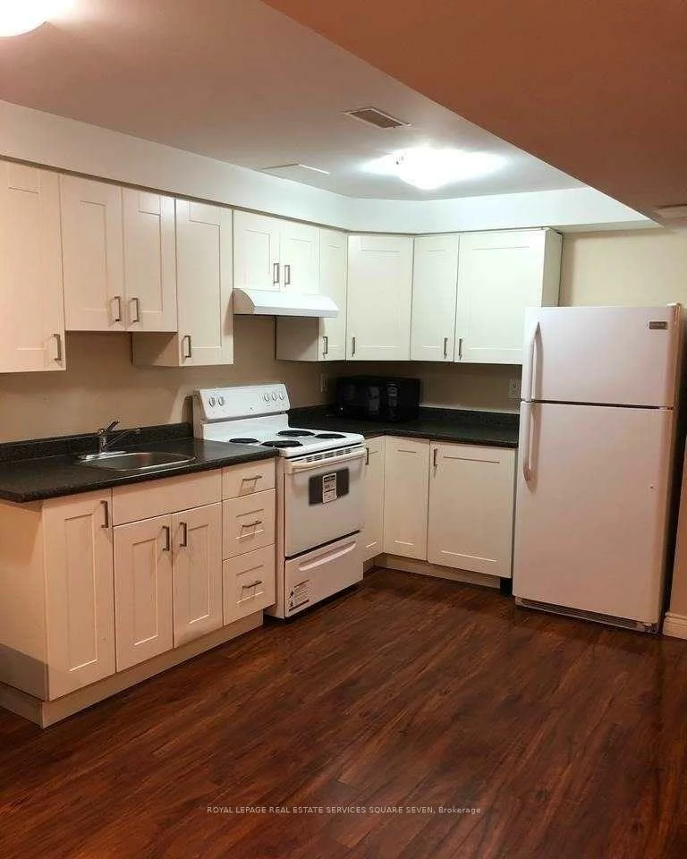 976, Southfork, East Credit, Mississauga