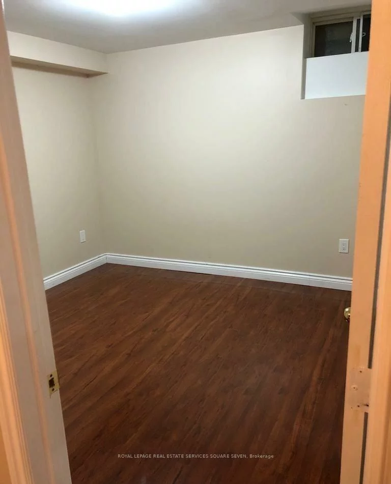 976, Southfork, East Credit, Mississauga