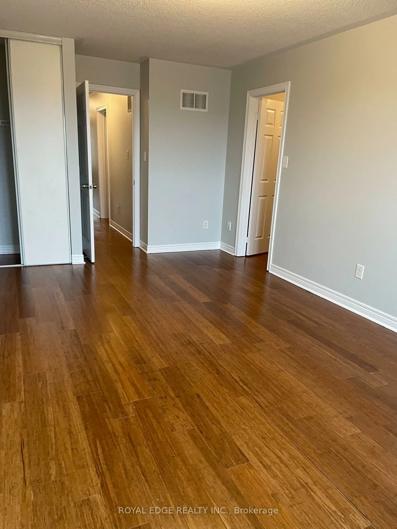 7435, Saint Barbara, Meadowvale, Mississauga