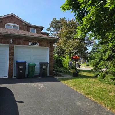 3085, Osbourne, Erin Mills, Mississauga