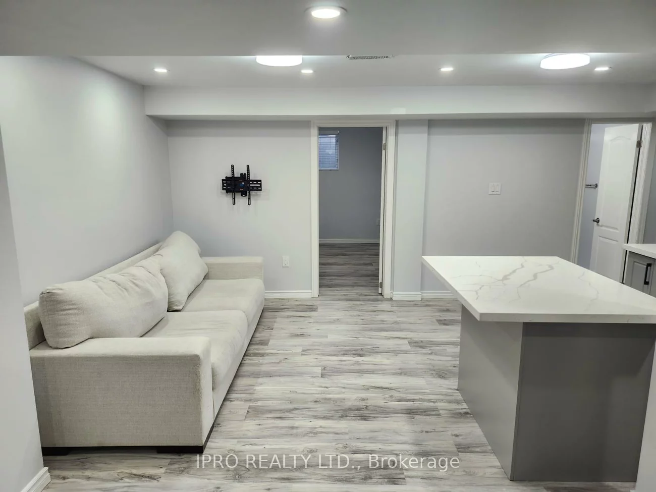 7378, Cloverleaf, Meadowvale, Mississauga