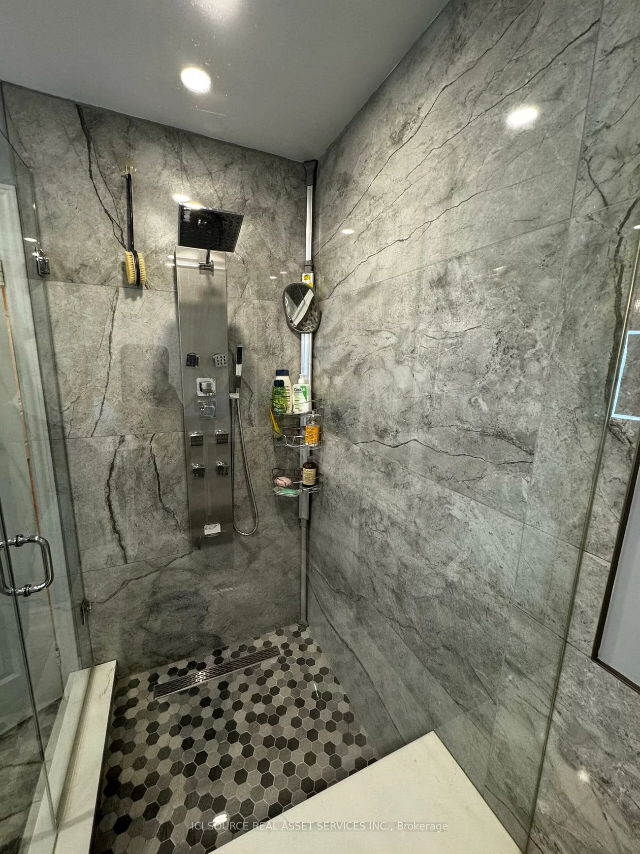 5503, Landsborough, Hurontario, Mississauga