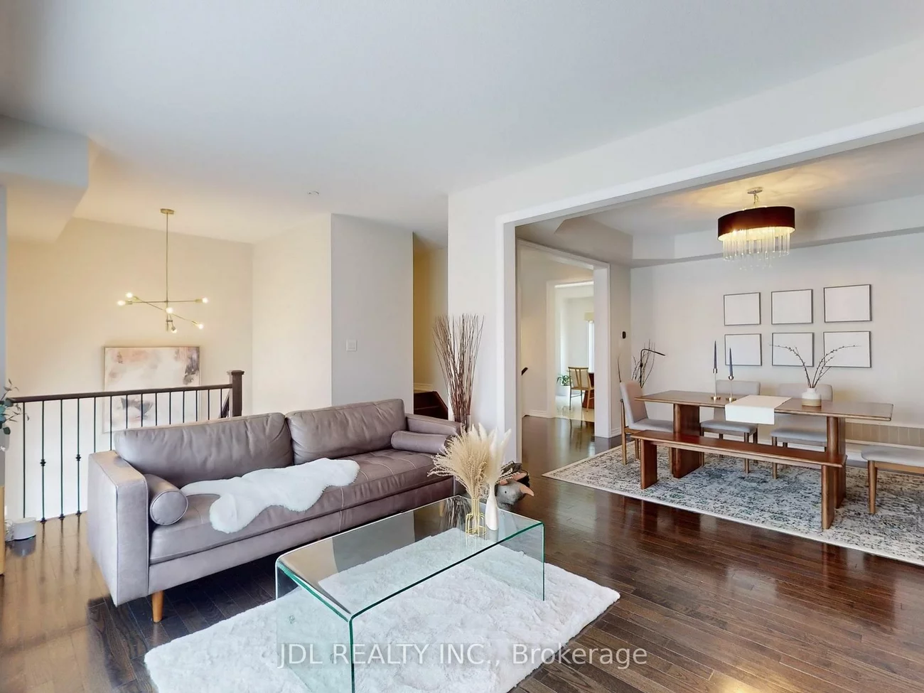 1585, Eglinton, East Credit, Mississauga