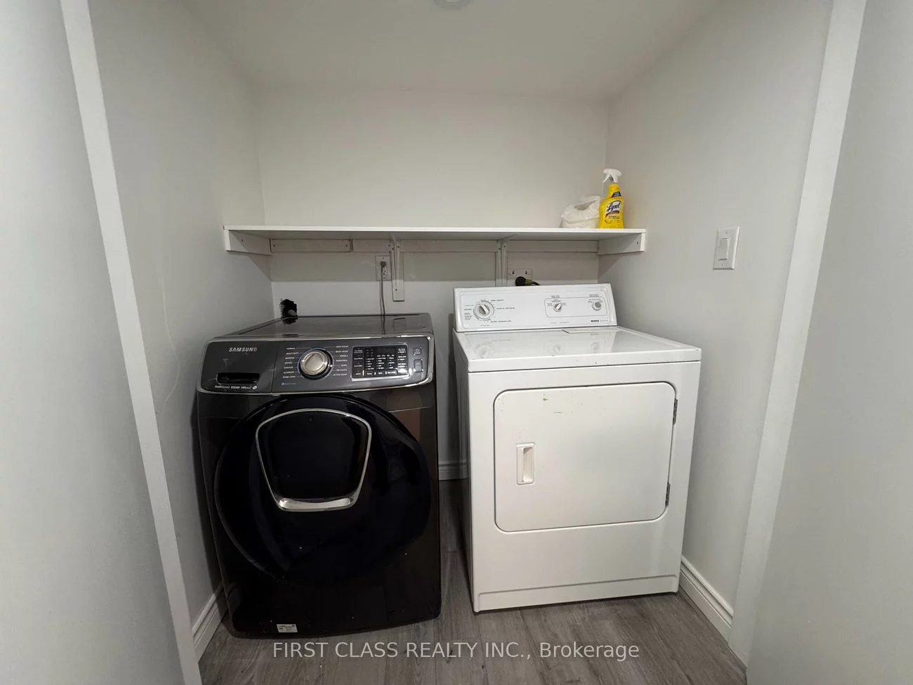 2793, Lindholm, Central Erin Mills, Mississauga