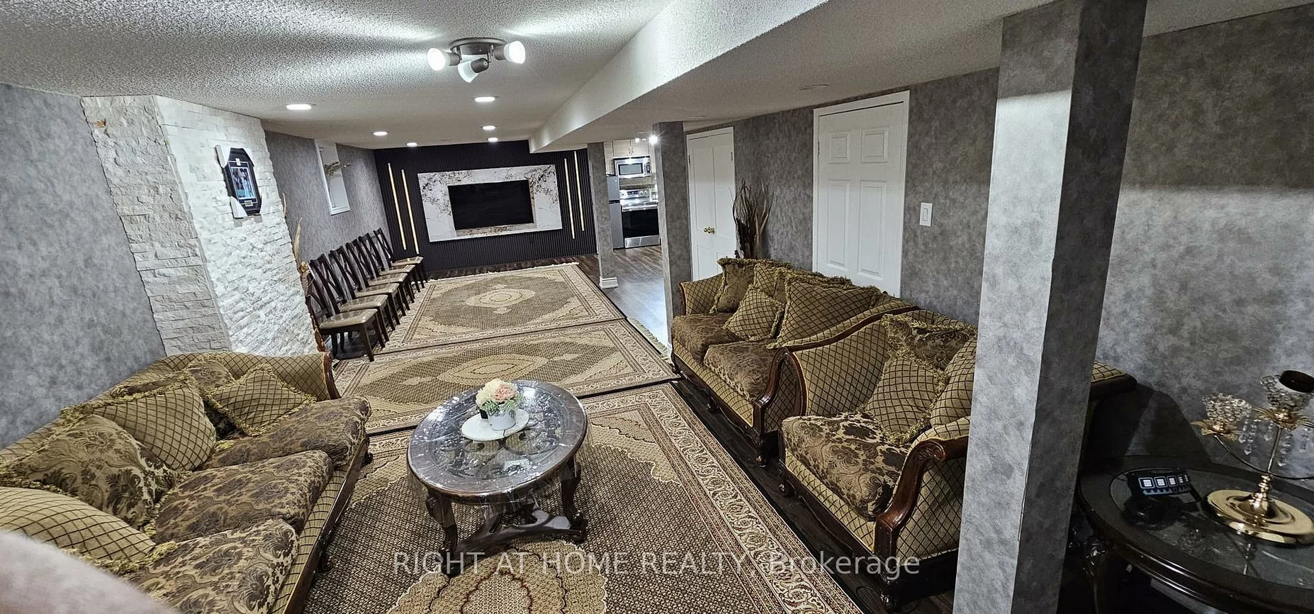 3577, Colonial, Erin Mills, Mississauga