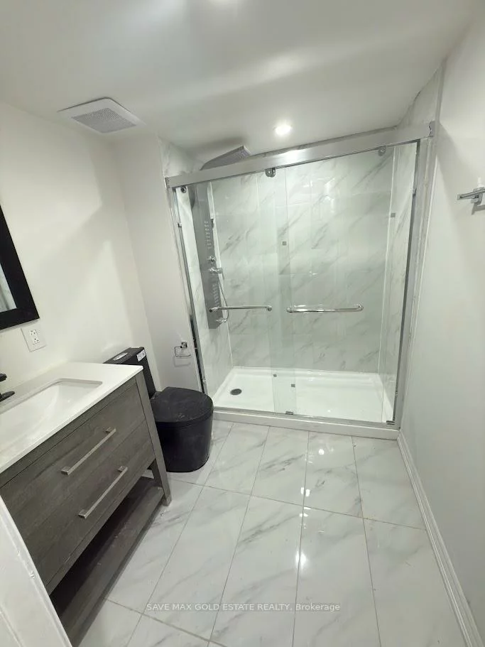 7063, Black Walnut, Lisgar, Mississauga