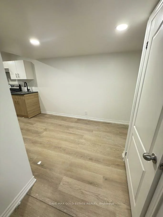 7063, Black Walnut, Lisgar, Mississauga