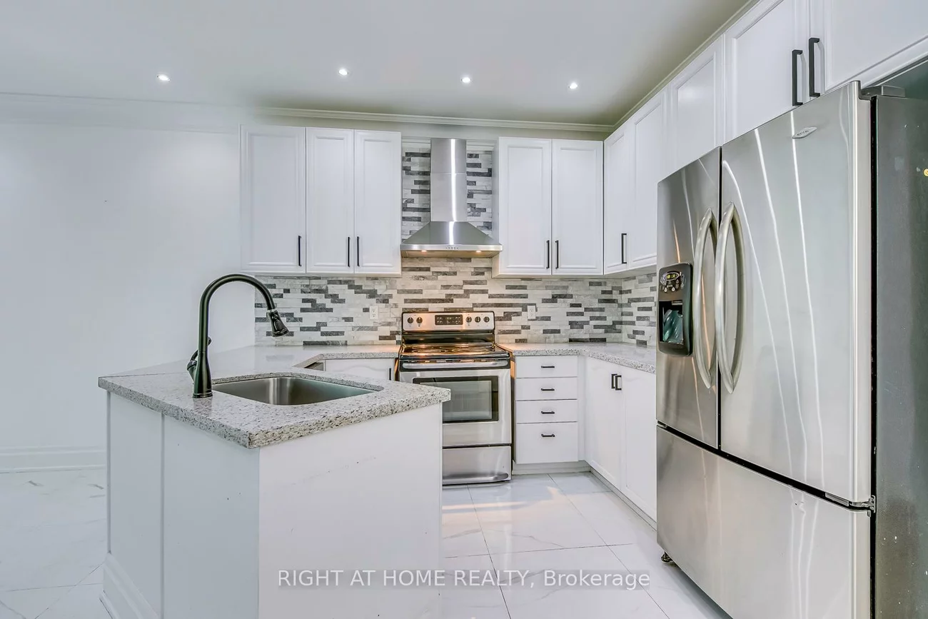 3265, Bruzan, Lisgar, Mississauga