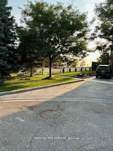 741, Mirage, Hurontario, Mississauga