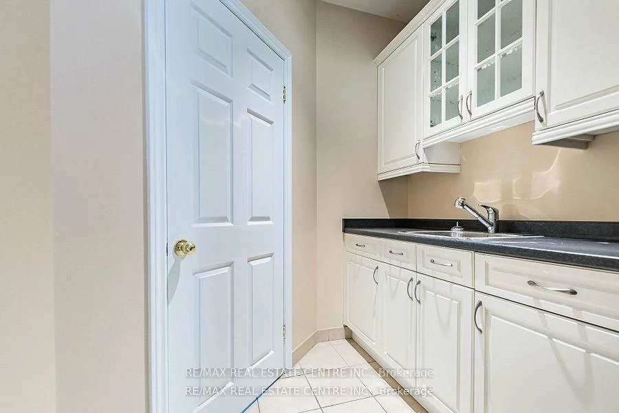 4468, Beacon, Creditview, Mississauga