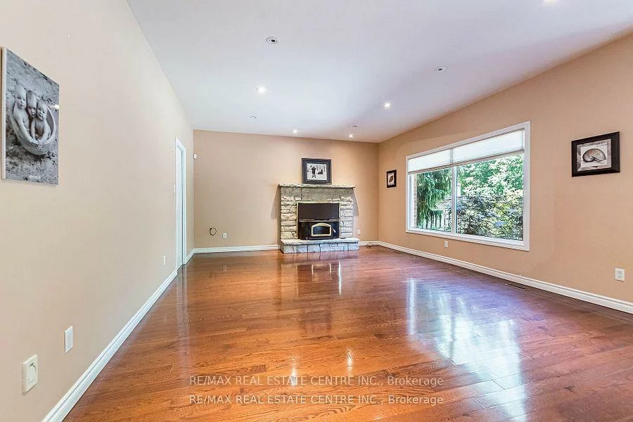 4468, Beacon, Creditview, Mississauga