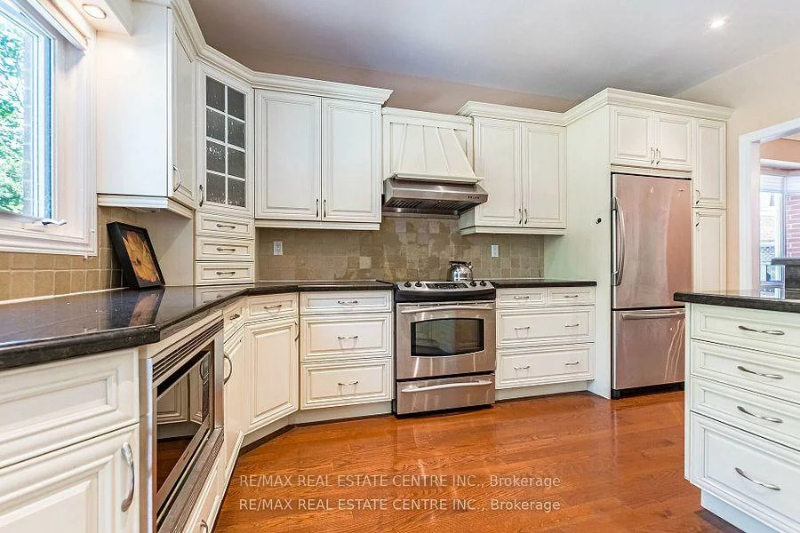 4468, Beacon, Creditview, Mississauga
