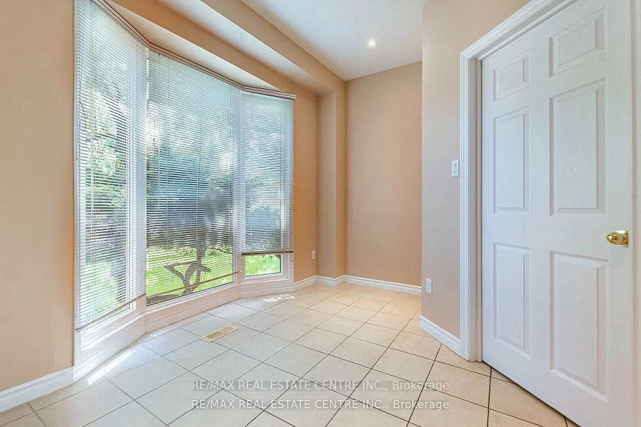 4468, Beacon, Creditview, Mississauga
