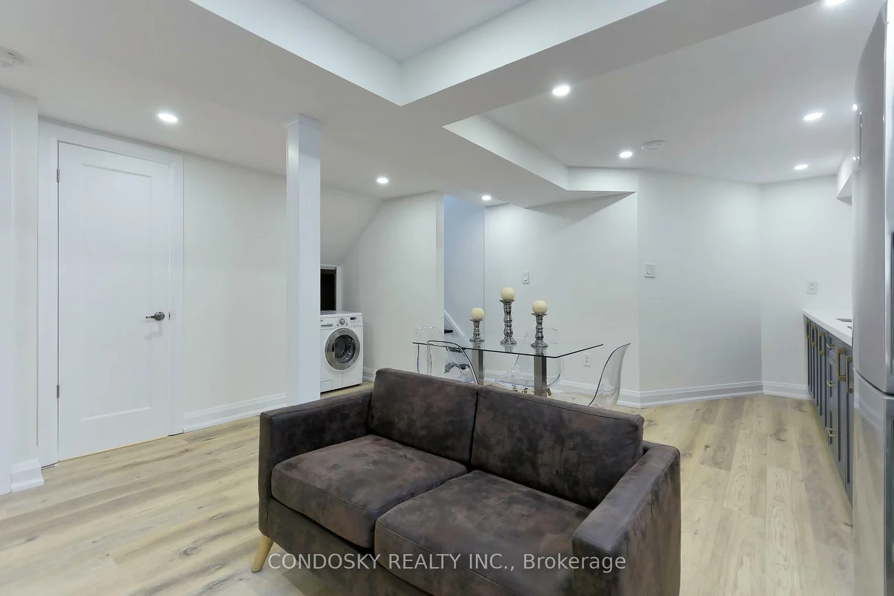 5226, Bushelgrove, Central Erin Mills, Mississauga