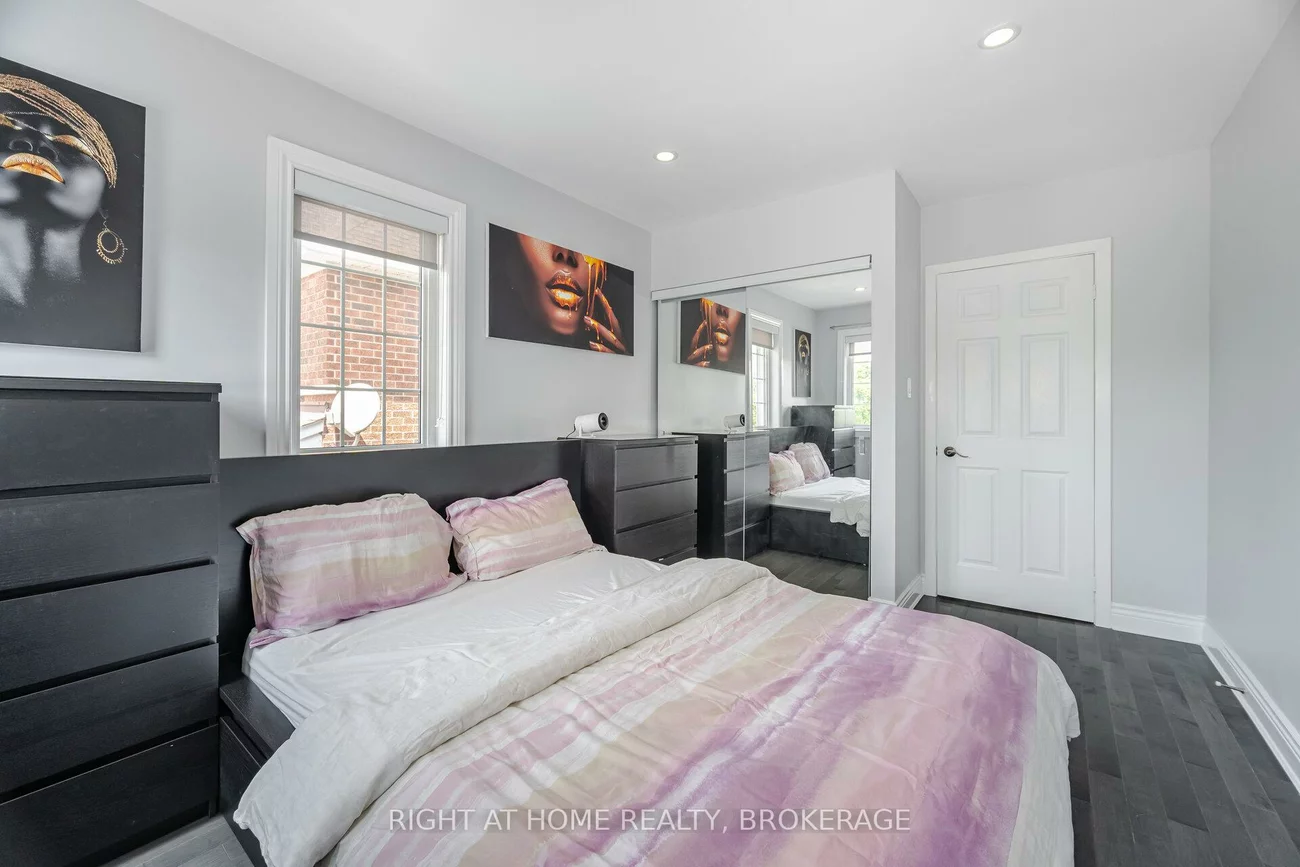 5394, Byford, Hurontario, Mississauga