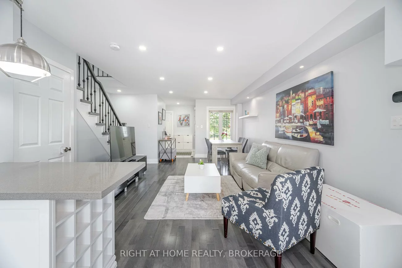 5394, Byford, Hurontario, Mississauga