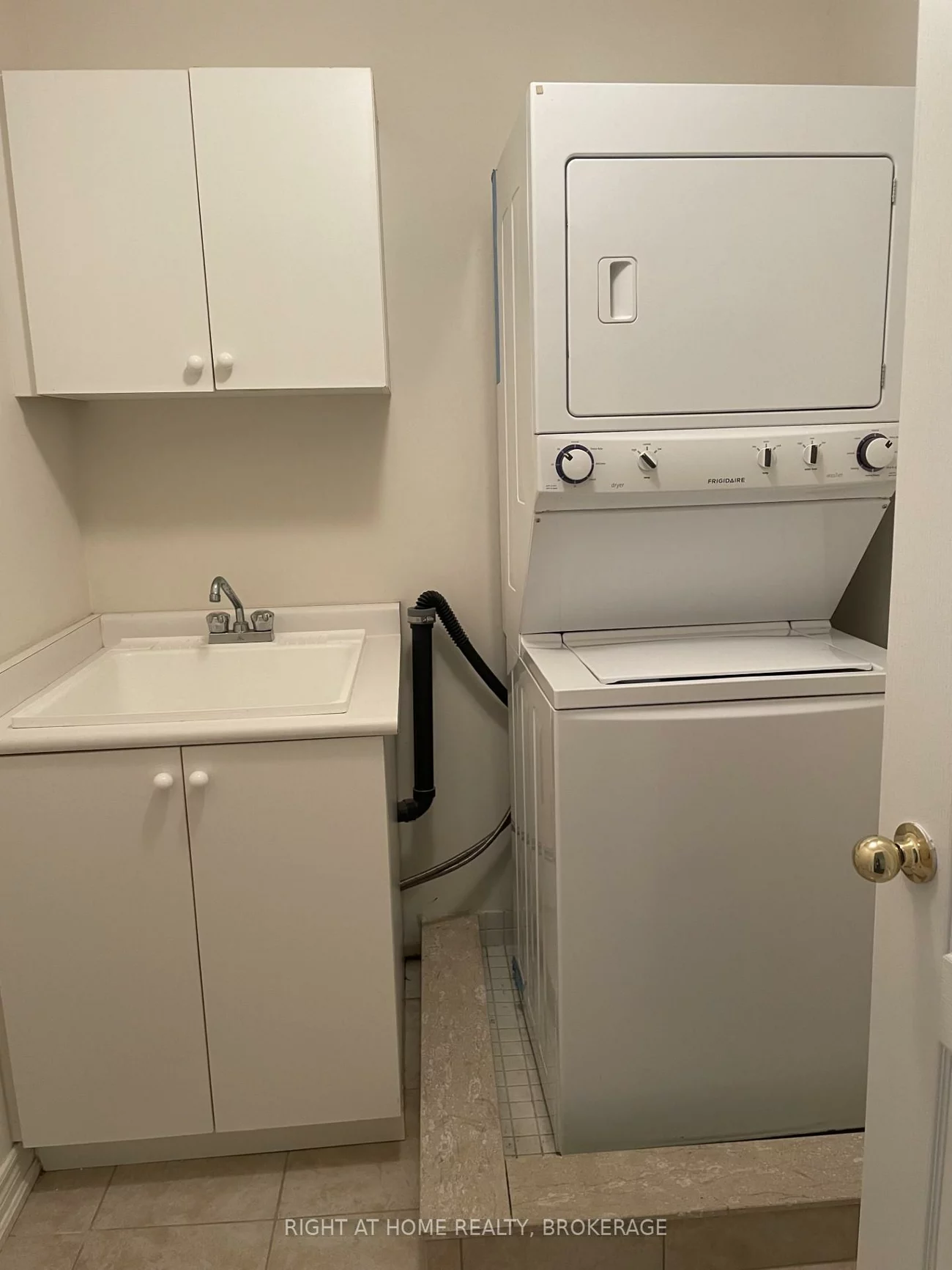 3211, Edwyna, Churchill Meadows, Mississauga