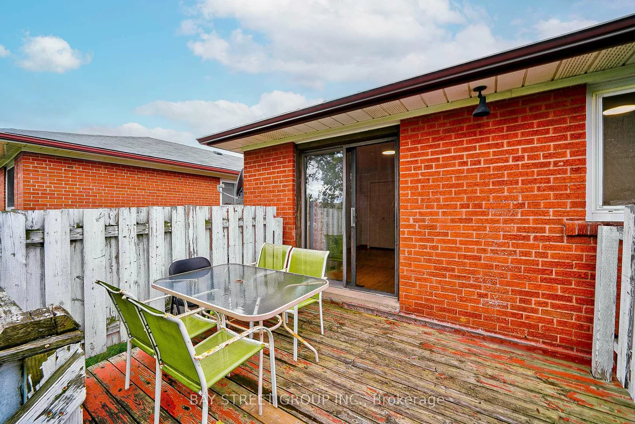 780, Greenore, Applewood, Mississauga