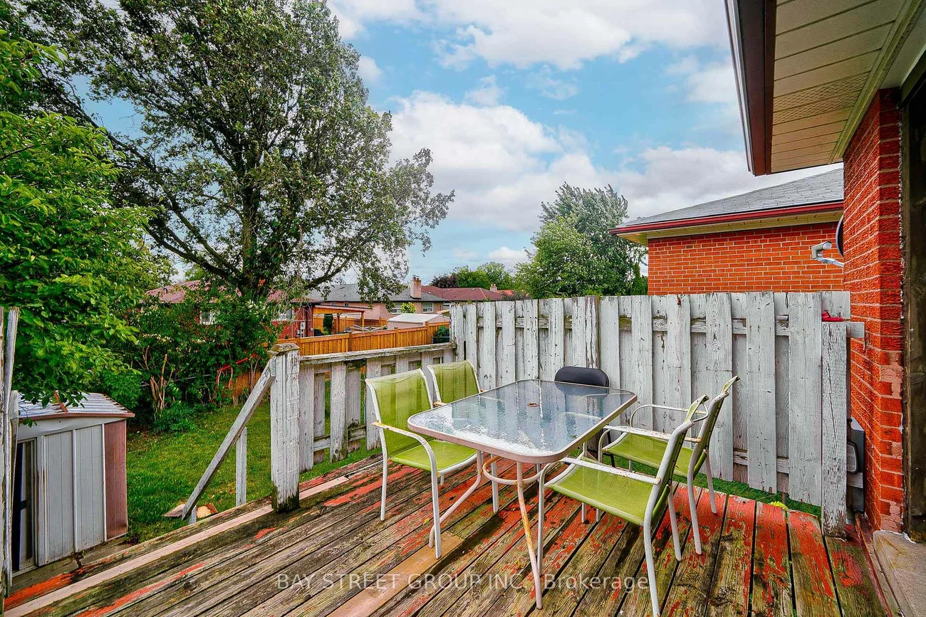 780, Greenore, Applewood, Mississauga