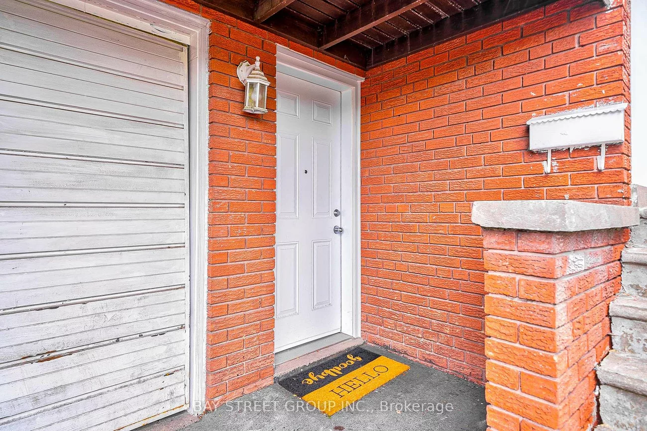 780, Greenore, Applewood, Mississauga