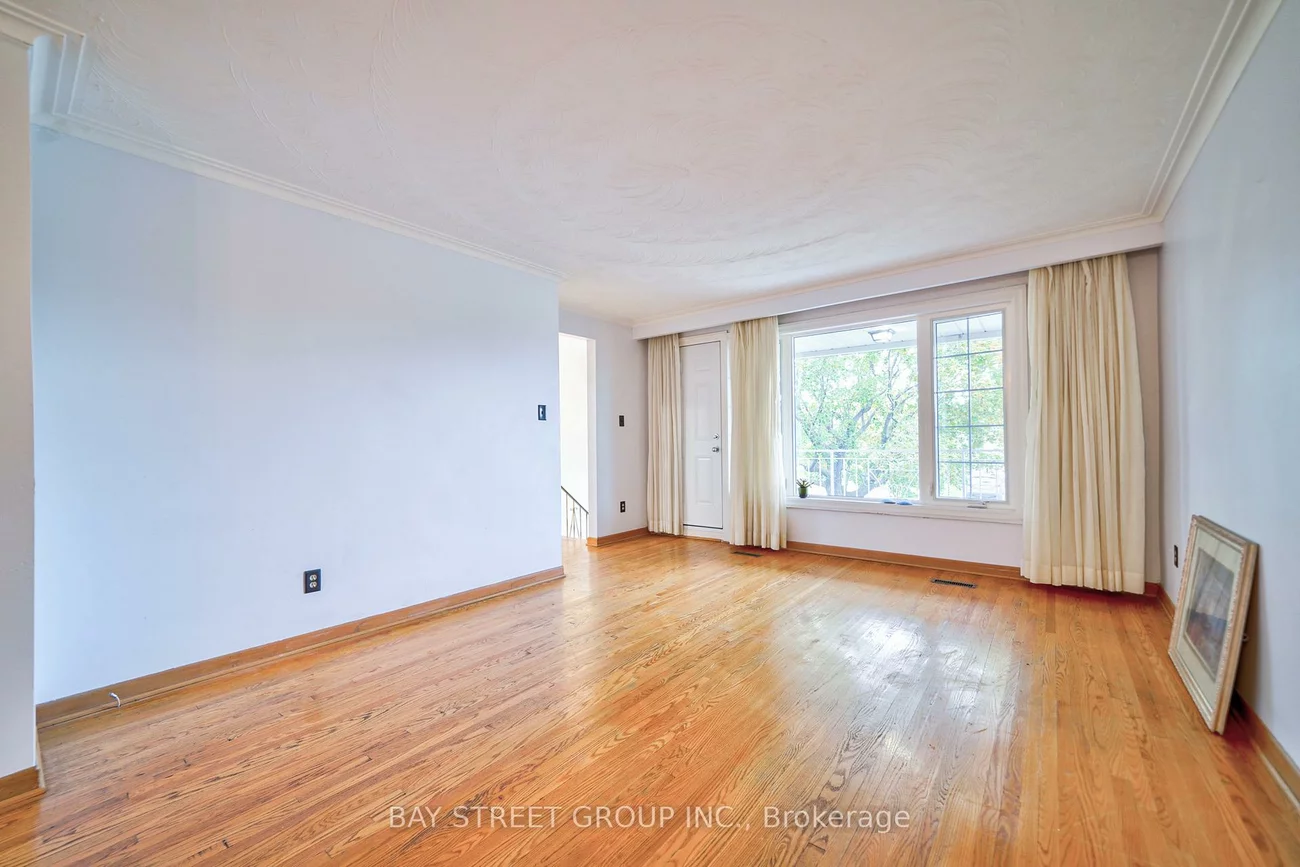 780, Greenore, Applewood, Mississauga