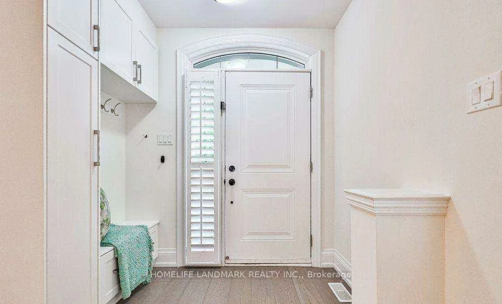 1562, Edencrest, Lakeview, Mississauga