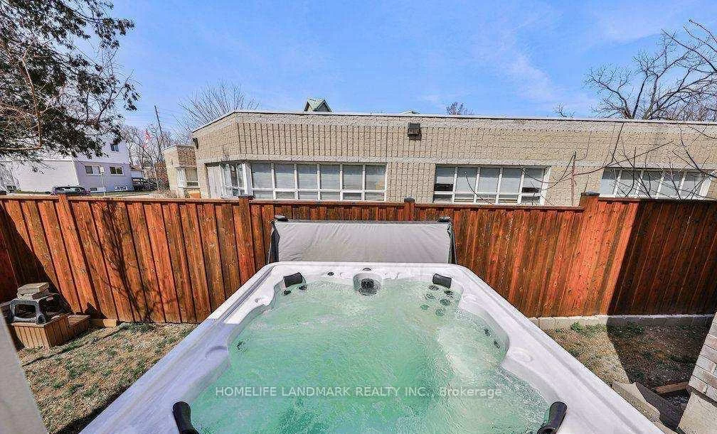 1562, Edencrest, Lakeview, Mississauga