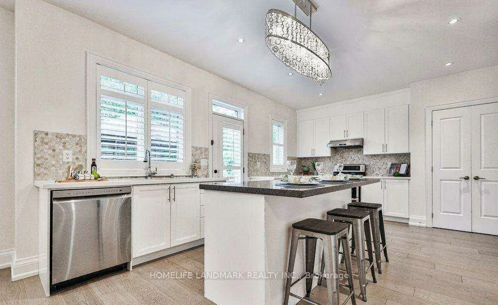 1562, Edencrest, Lakeview, Mississauga