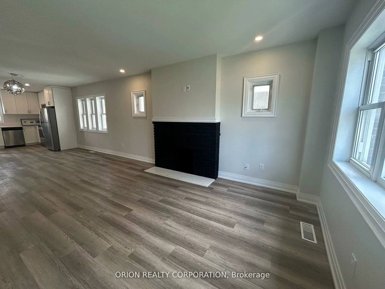 1016, Haig, Lakeview, Mississauga