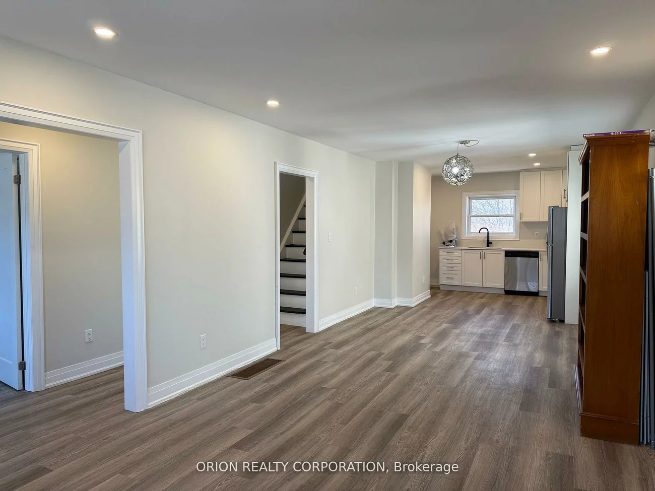 1016, Haig, Lakeview, Mississauga