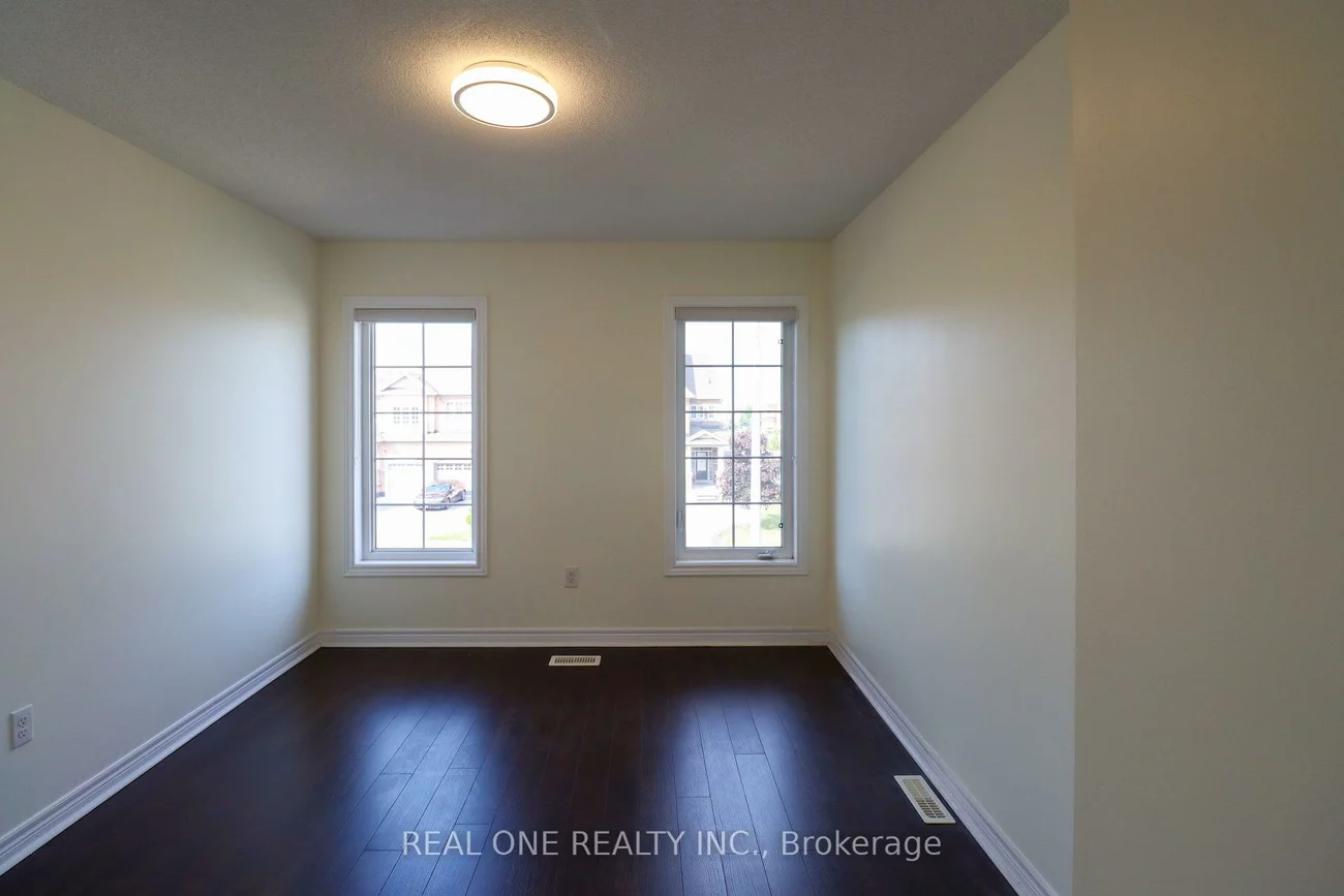4302, Trail Blazer, Hurontario, Mississauga