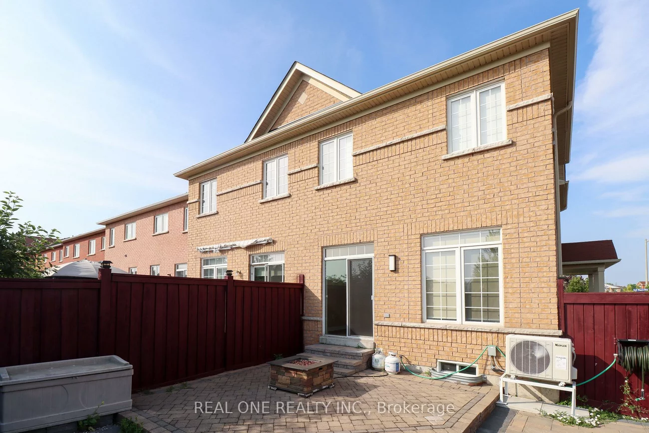 4302, Trail Blazer, Hurontario, Mississauga