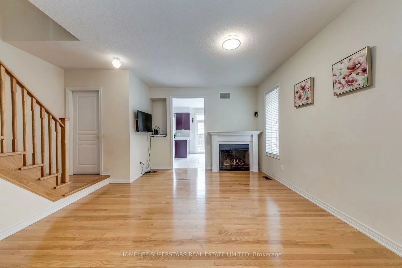 4563, Centretown, Cooksville, Mississauga