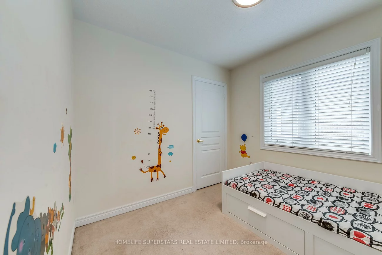 4563, Centretown, Cooksville, Mississauga