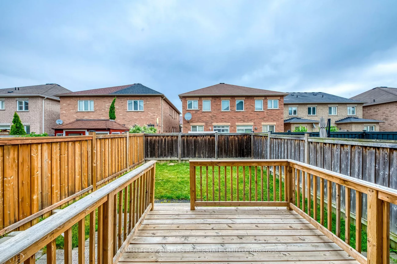4563, Centretown, Cooksville, Mississauga