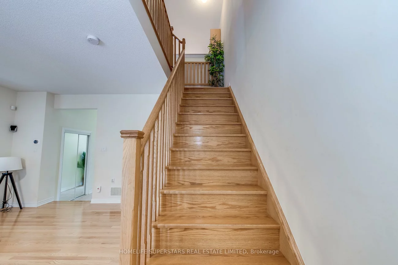 4563, Centretown, Cooksville, Mississauga