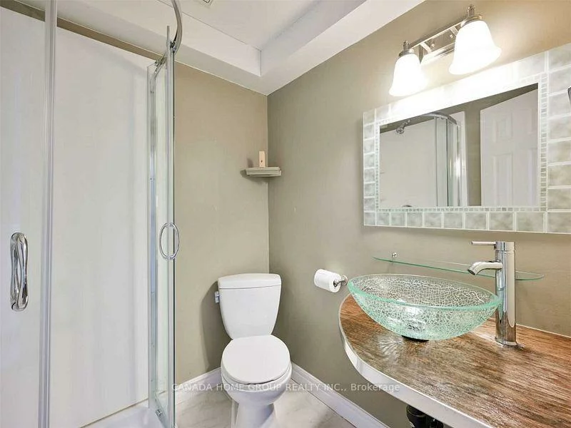 3321, Rhonda, Mississauga Valleys, Mississauga