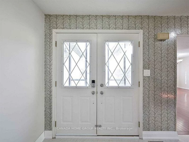 3321, Rhonda, Mississauga Valleys, Mississauga