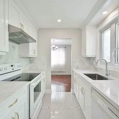 3321, Rhonda, Mississauga Valleys, Mississauga