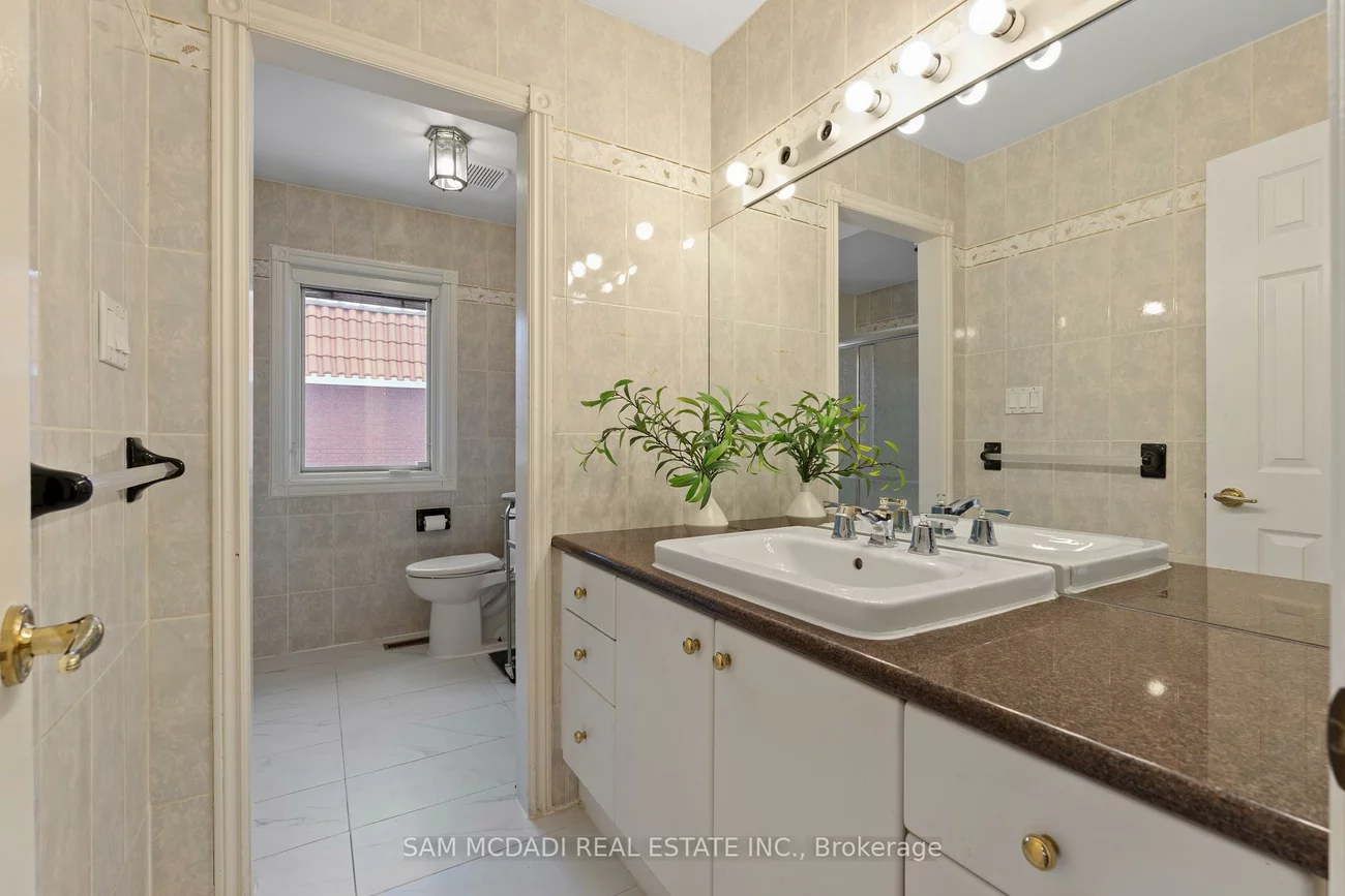 2339, Glengarry, Erindale, Mississauga