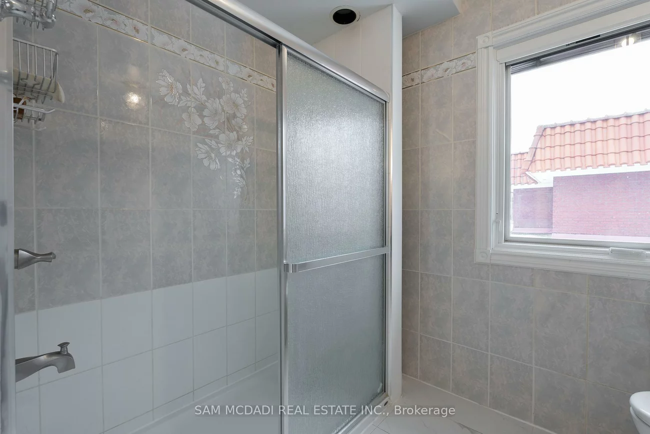 2339, Glengarry, Erindale, Mississauga