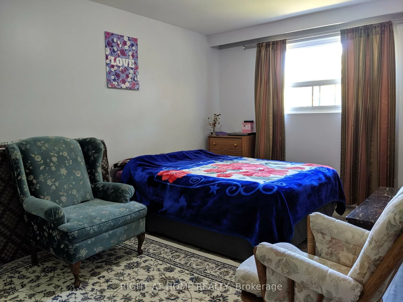 2594, Lundene, Clarkson, Mississauga