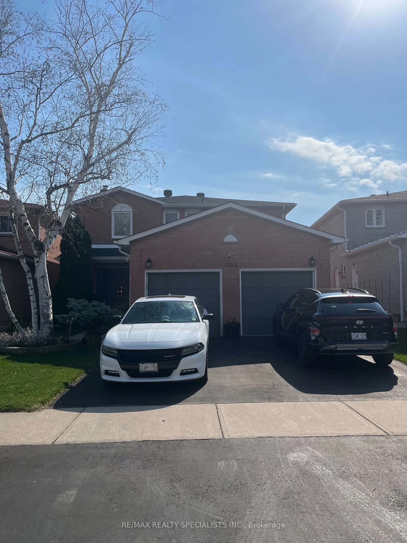 4594, Bismark, Hurontario, Mississauga