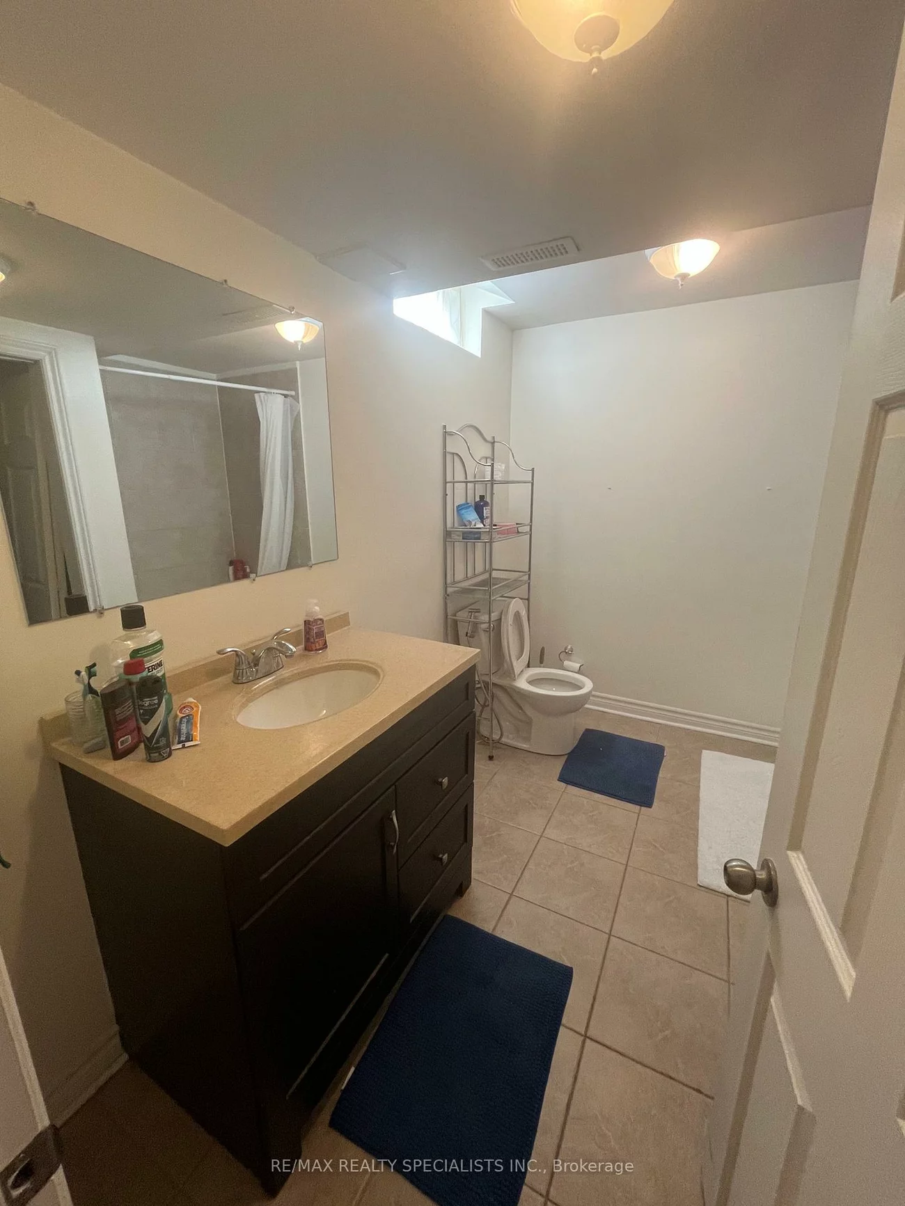 4594, Bismark, Hurontario, Mississauga