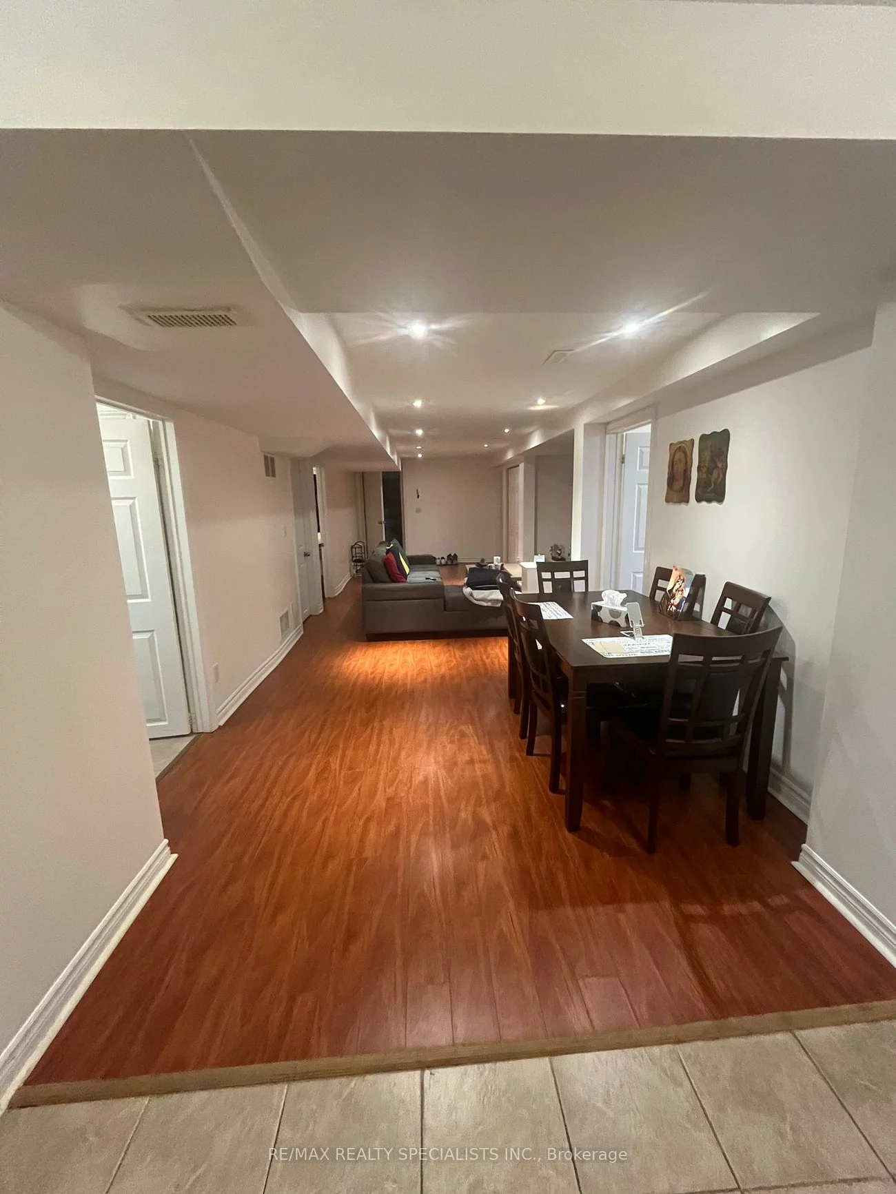 4594, Bismark, Hurontario, Mississauga