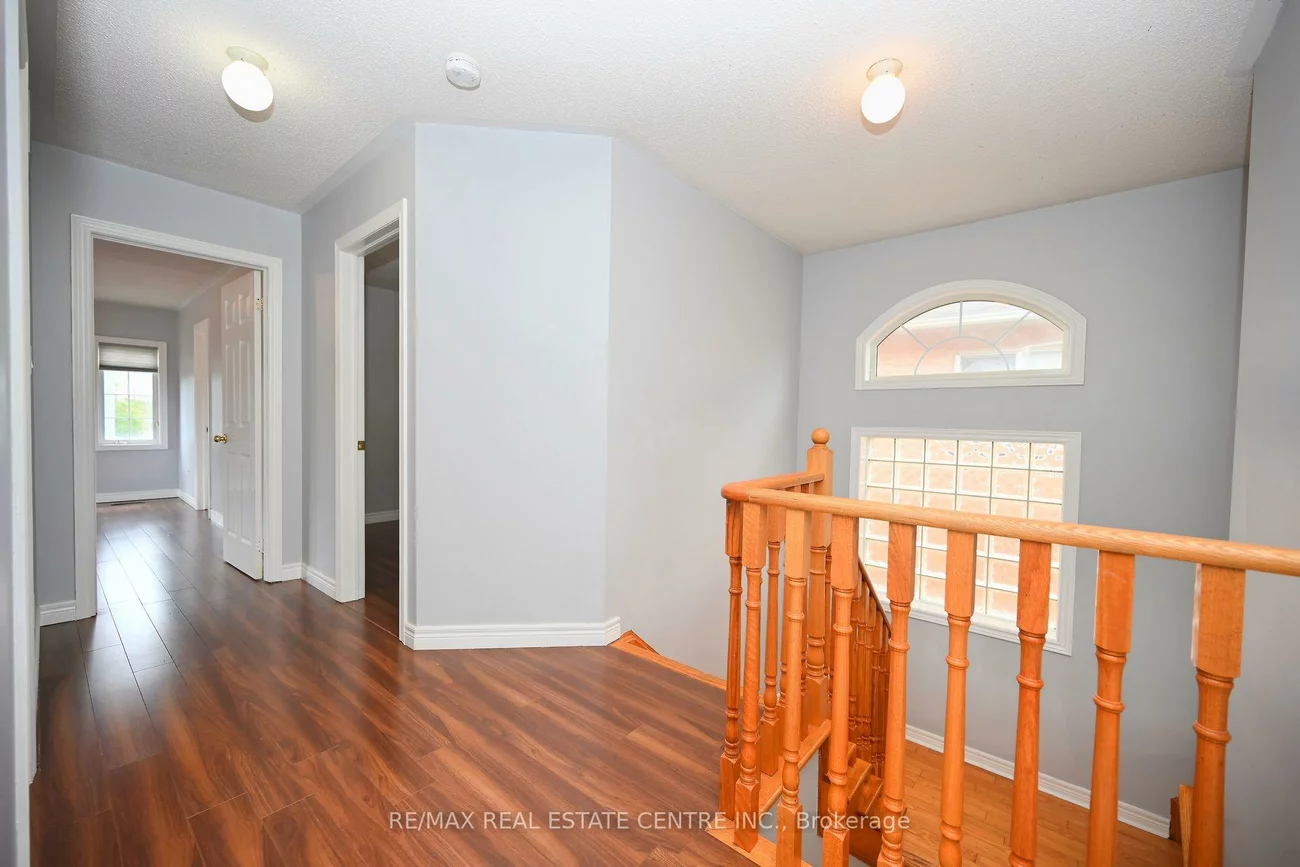 514, Navigator, Meadowvale Village, Mississauga